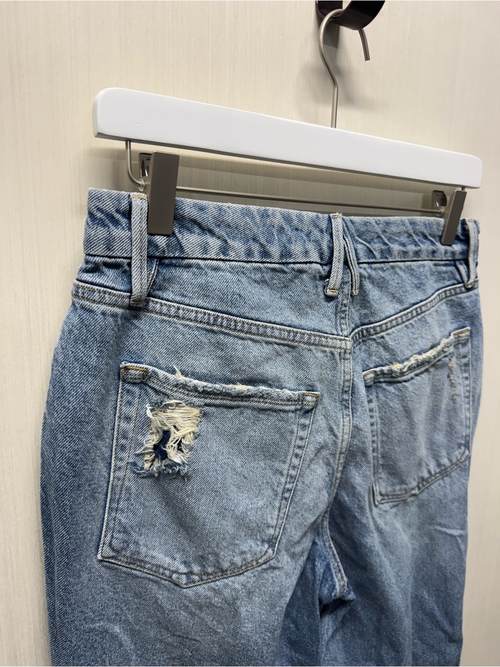 Good American Good Boy Straight Jean - Picture 7 of 7